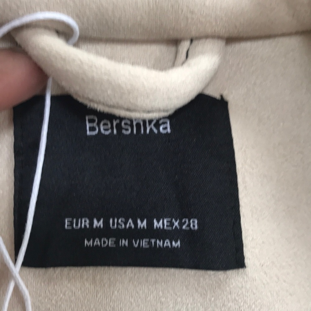 Nwt! Bershka Size M Tan Faux Suede Zipper Jacket — image 4 of 8
